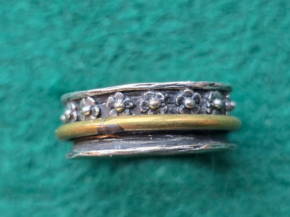 Vintage 925 Sterling Silver 2-Tone Vintage Floral Oxidized Band Ring Size 10
